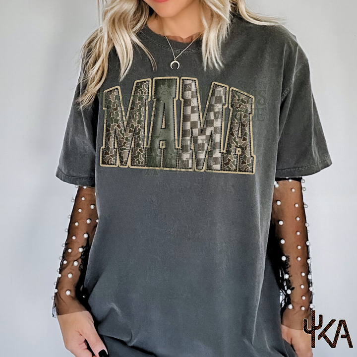Camo Hunting Mama (Comfort Colors)