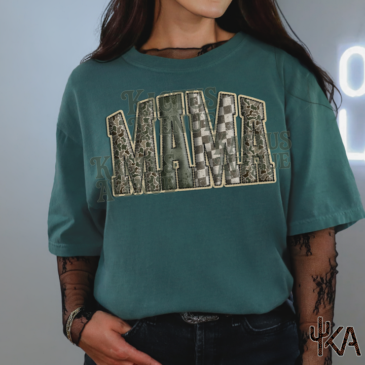 Camo Hunting Mama (Comfort Colors)