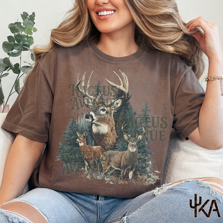 Vintage Deer Mama (Comfort Colors)