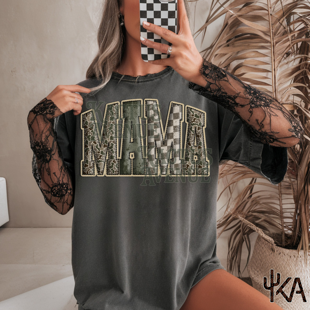 Camo Hunting Mama (Comfort Colors)