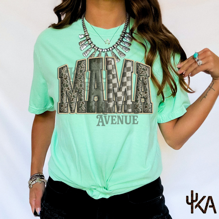 Camo Hunting Mama (Comfort Colors)