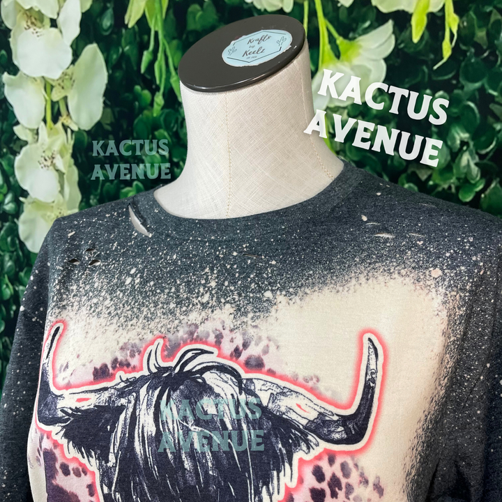 Mooody Highland Cow Bleached T-Shirt
