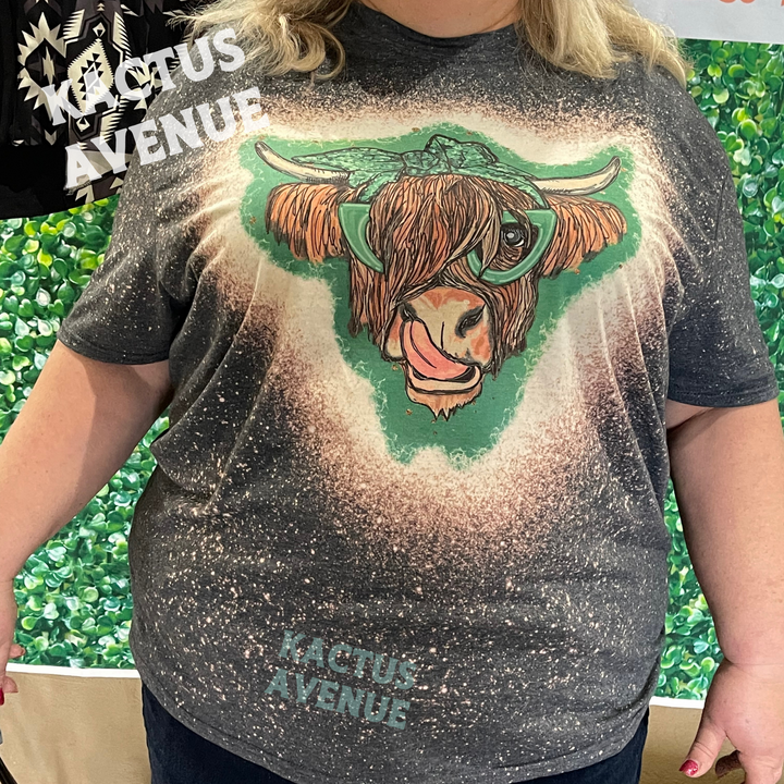 St. Patty's Trendy Highland Cow Bleached Tee